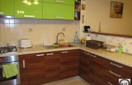 De vanzare 3 camere, 61 mp, zona Terra! Parcare inclusa! Mobilat modern!