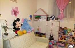 De vanzare 3 camere, 61 mp, zona Terra! Parcare inclusa! Mobilat modern!