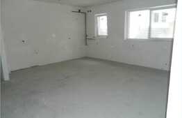 Apartament 3 camere, 64 mp, semifinisat, zona Vivo! 