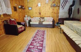 Casa de vacanta , 4 camere , 661 mp teren Dumbravita 