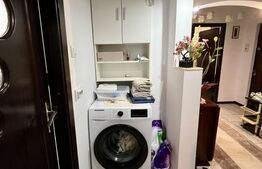 Apartament cu 3 camere, 67mp, zona Zǎrneşti 