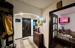 Apartament cu 3 camere, 67mp, zona Zǎrneşti 