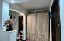 Apartament cu 3 camere, 67mp, zona Zǎrneşti 