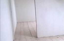 Apartament pe doua nivele, 4 camere, 80 mp, zona Piata Floresti