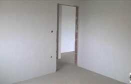 Apartament pe doua nivele, 4 camere, 80 mp, zona Piata Floresti