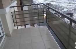 Apartament pe doua nivele, 4 camere, 80 mp, zona Piata Floresti