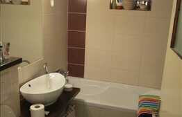 2 camere, semidecomandat, mobilat, A.C, parcare, zona Iulius Mall!