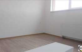 2 camere, 70 mp, semidecomandat, garaj, zona strazii Alexandru Rosca