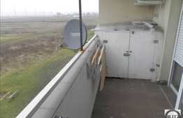 Vanzare 2 camere, 54 mp, POD de 30 mp, zona TERRA! A.C! Parcare inclusa!