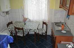 3 camere, 65 mp, mobilat, zona strazii Albac