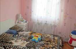 3 camere, 65 mp, mobilat, zona strazii Albac