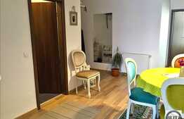 Apartament LA CHEIE, 3 camere, etaj intermediar, zona centrala, garaj subteran