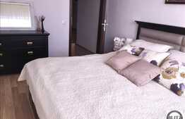 Apartament LA CHEIE, 3 camere, etaj intermediar, zona centrala, garaj subteran