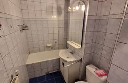 Apartament 3 camere, decomandat, 65 mp, balcon, boxa, parcare, zona Fantanele