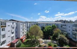 Apartament 3 camere, decomandat, 65 mp, balcon, boxa, parcare, zona Fantanele