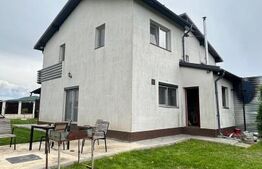 Casa duplex, 3 camere, teren 700mp 