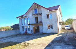 Casa individuala, 8 camere, 3 bai, 256 Su, 730 teren, Jucu Herghelie