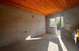 Casa individuala, 8 camere, 3 bai, 256 Su, 730 teren, Jucu Herghelie