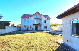 Casa individuala, 8 camere, 3 bai, 256 Su, 730 teren, Jucu Herghelie