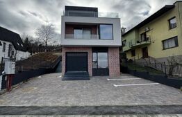 Apartament 4 camere, in Bloc tip Vila cartier Gruia 