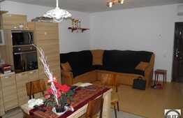 3 camere, 56 mp utili, 25 mp pod, zona strazii Fagului