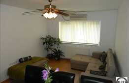 4 camere de vanzare, cu garaj si loc parcare, zona Kaufland