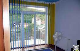 2 camere, decomandate, mobilat modern, imobil nou, zona Taietura Turcului