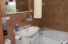 3 camere, 60 mp utili, garaj, zona Taietuta Turcului