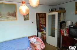 2 camere de vanzare, cu 2 balcoane si un loc parcare, zona Kaufland