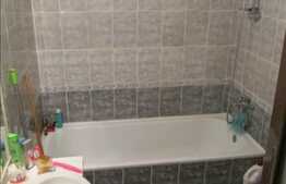 3 camere, 75 mp, decomandat, garaj, boxa, zona strazii Tulcea