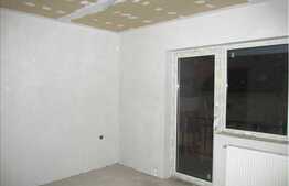 De vanzare 3 camere, 62 mp, semifinisat! Zona strazii Eroilor! Cu parcare!