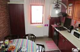 4 camere, 79 mp, etaj intermediar, boxa subsol, zona strazii Dunarii