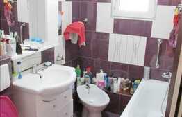 4 camere, 79 mp, etaj intermediar, boxa subsol, zona strazii Dunarii