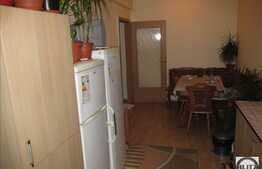 Apartament 2 camere, 55 mp utili, boxa la subsol, dressing, zona Oasului!