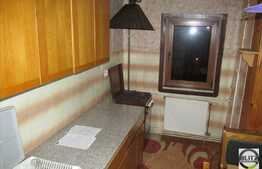 3 camere, decomandat, mobilat, parcare, garaj,zona Bulevardului 1 Decembrie 1918