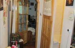 2 camere, 50 mp, decomandat, etaj intermediar, zona Kaufland