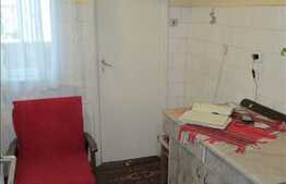 2 camere, 50 mp, decomandat, etaj intermediar, zona Kaufland