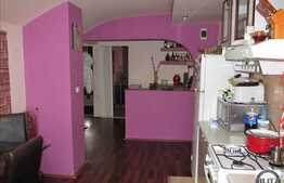 Apartament 3 camere, 62 mp, in zona sensului giratoriu! Parcare, garaj si boxa!