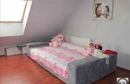 Vanzare mansarda cu 2 camere, 49.10 mp, zona strazii Porii! Parcare!