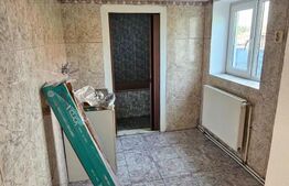 Casa finisata, 3 camere, 137mp, garaj, teren 1472 mp, in Apahida