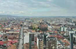 Apartament 2 camere, semidecomandat, etaj intermediar, Orientare Estica 