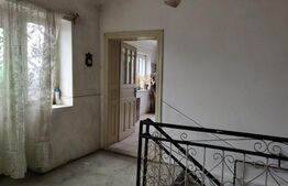 Casa demolabila, teren 1642 mp, Corusu