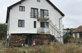 Casa individuala, 282 mp utili, 1220 mp teren, Comsesti