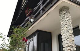 Casa individuala, 282 mp utili, 1220 mp teren, Comsesti