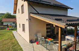 Casa individuala, 4 camere, 112mp utili, 1020 mp teren, panorama, Corusu