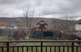 Casa individuala cocheta, 3 camere, 70 mp, teren 350 mp, Campenesti