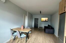 Apartament de 2 camere, etaj intermediar, Finisata mobilat utilat Lux 