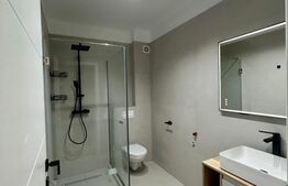 Apartament de 2 camere, etaj intermediar, Finisata mobilat utilat Lux 