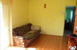 Apartament de vanzare cu 2 camere, decomandat