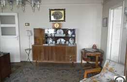 Apartament de vanzare cu 2 camere, zona Facultatii de Litere